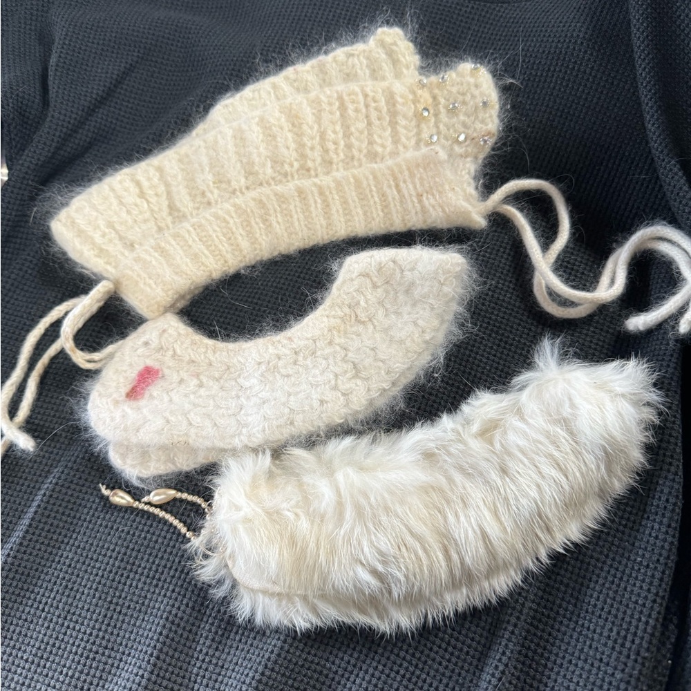 Vintage child’s fur collars